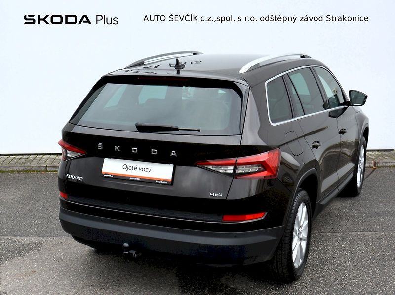 Škoda Kodiaq (2021) 2.0 TDI 147 kW 4x4 STyle PLUS - fotka 2 z 27