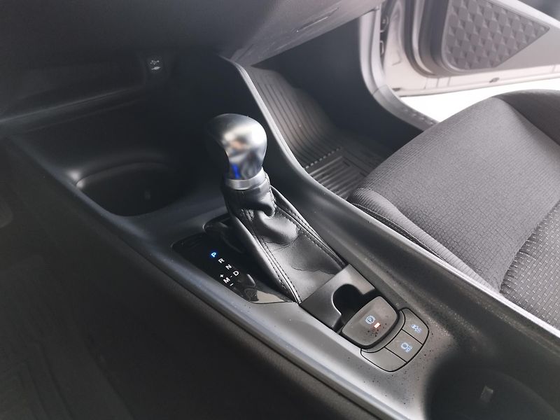Toyota C-HR (2017) 1,2I,85KW,AUTOMAT,4X4,ALU,LED - fotka 24 z 34