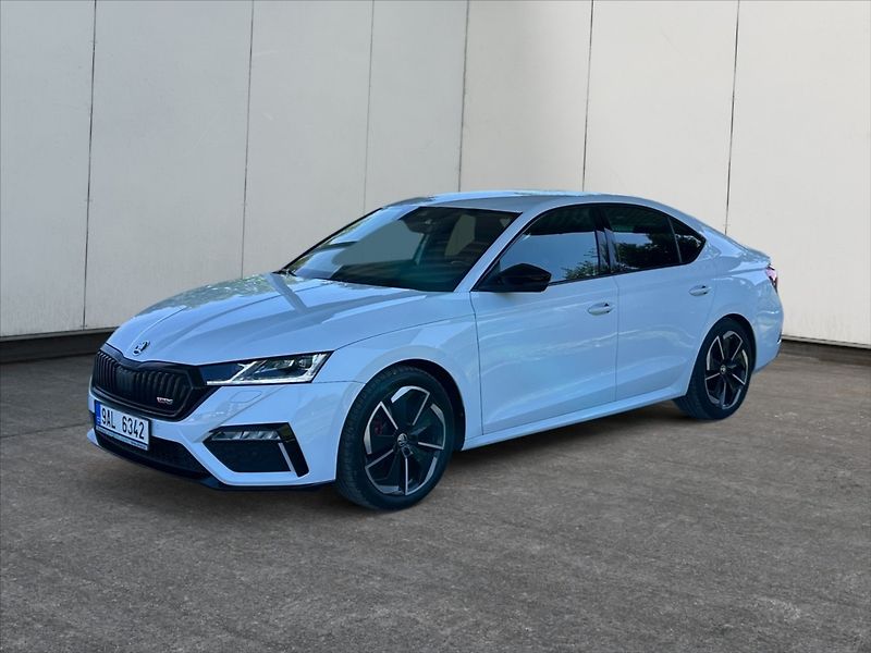 Škoda Octavia 2,0 TDI 147 RS AT - fotka 3 z 11