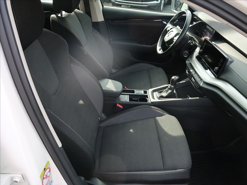 Škoda Octavia 2,0 TDi,110kW,1majČR,Serv.,DPH - fotka 13 z 25