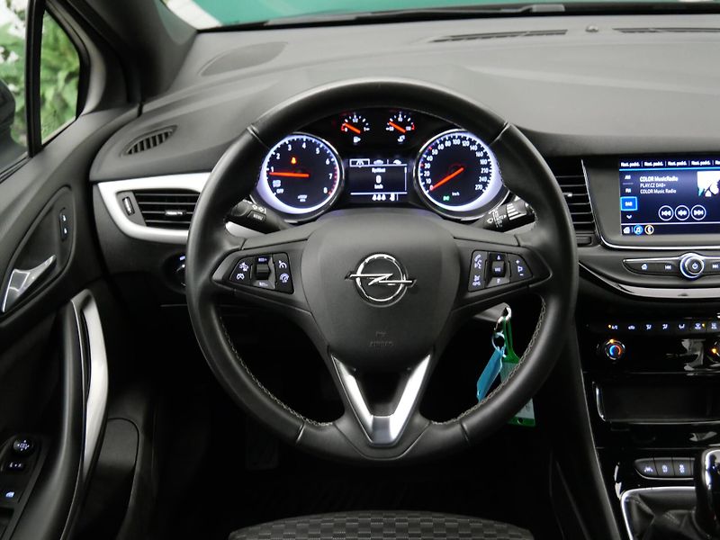 Opel Astra - fotka 13 z 23