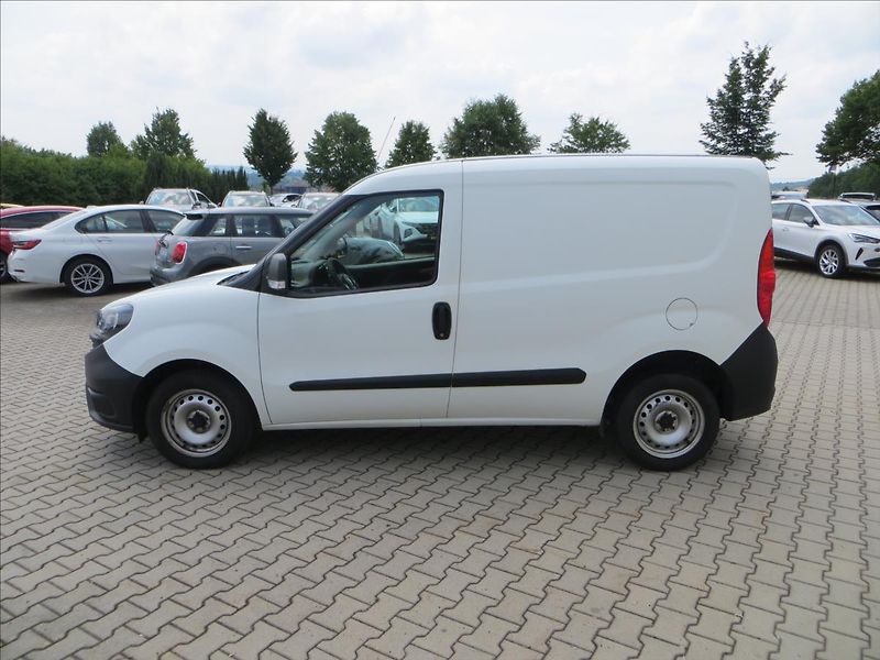 Fiat Dobló cargo 1,3 MTJ 70kW L1H1 Base - fotka 4 z 17