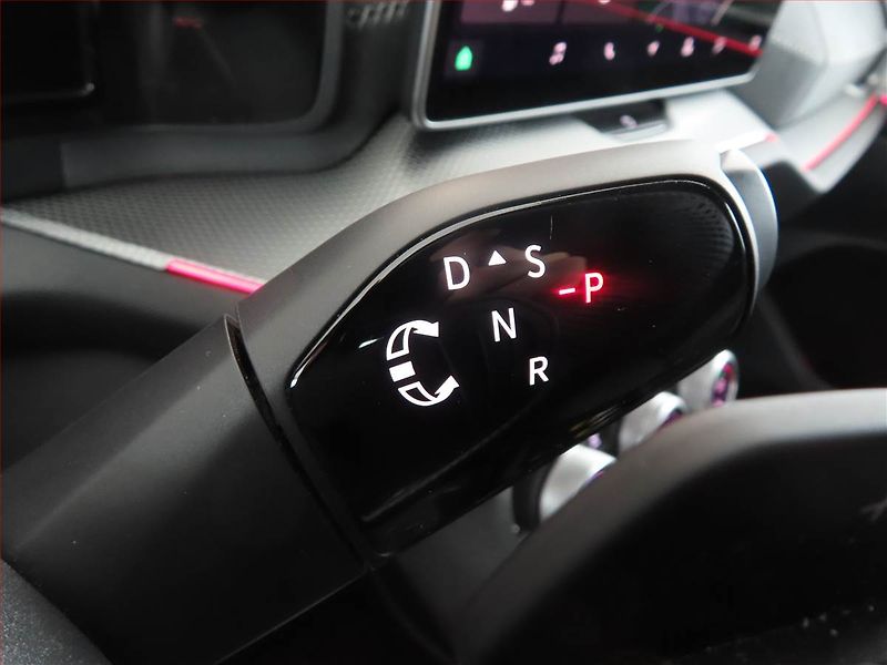 Škoda Kodiaq (2025) 2.0 TDI, SPORTLINE, 7 MÍST - fotka 13 z 20