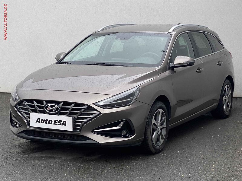 Hyundai i30 (2020) 1.6CRDi, 1.maj,ČR, Smart - fotka 3 z 17