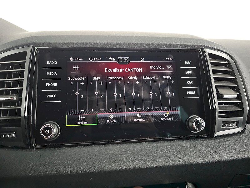 Škoda Karoq (2024) 1.5TSi 110kW DSG SPORTLINE EXC - fotka 16 z 39