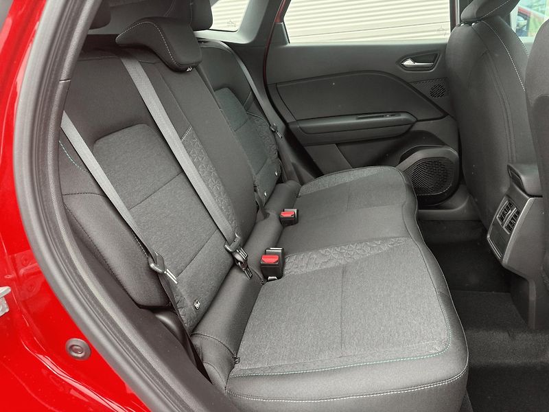 Renault Symbioz (2026) Evolution E-Tech 160 fullhybri - fotka 16 z 39