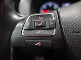 Volkswagen Touran (2011) 1.6TDI, Klima - náhled 15
