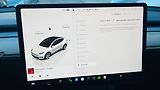 Tesla Model Y (2022) LR AWD Berlin Záruka SoH 93,4% - náhled 44