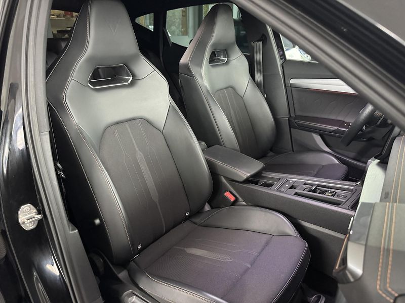 Cupra Formentor (2023) 2,5TSIF VZ5 DSG 4x4  - fotka 27 z 37