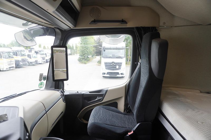 Mercedes-Benz Actros (2022) 2545 MP5 / 60 tho. km / crane - fotka 24 z 30