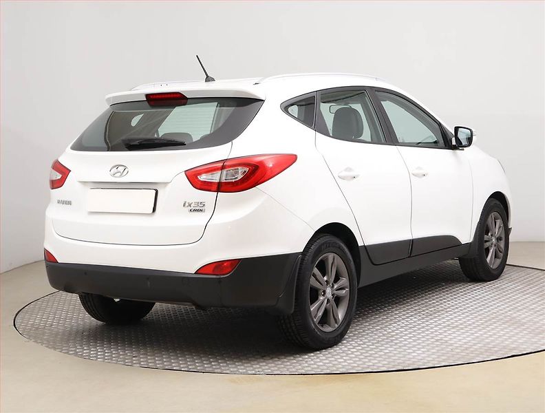 Hyundai ix35 (2015) 1.7 CRDi, Serv.kniha, Tempomat - fotka 5 z 17