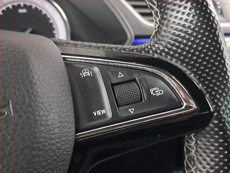 Škoda Superb (2018) Sportline 2.0 TDI - fotka 18 z 25