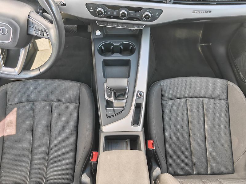 Audi A4 Quattro ST7 2,0TDI - fotka 9 z 26