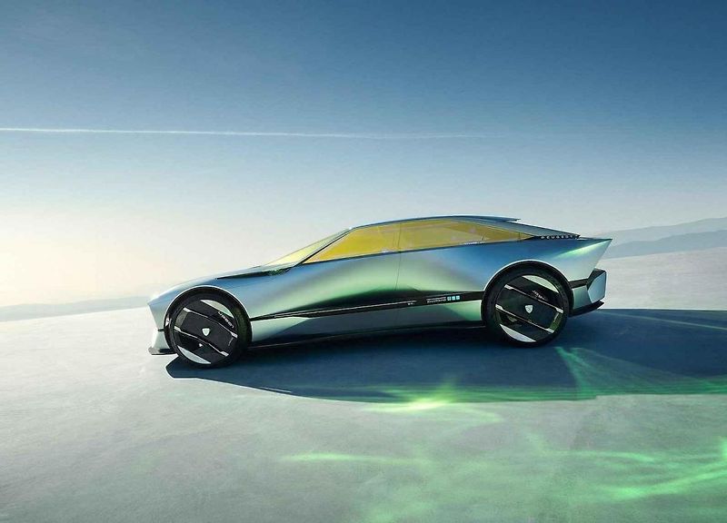 BMW i Vision Dee