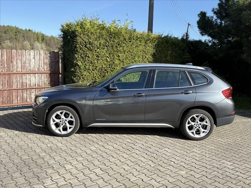 BMW X1 2,0 20d xDrive NAVI XENON - fotka 3 z 37