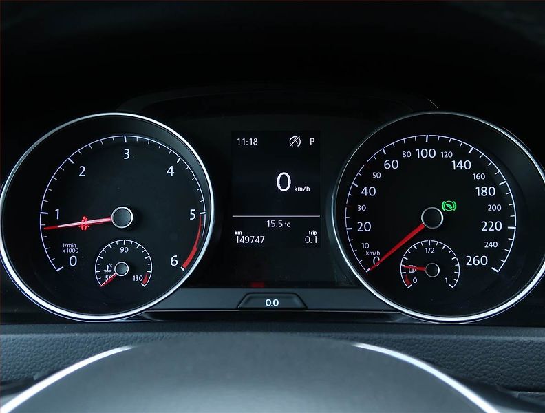 Volkswagen Golf (2017) Highline 2.0 TDI, Automat - fotka 11 z 19