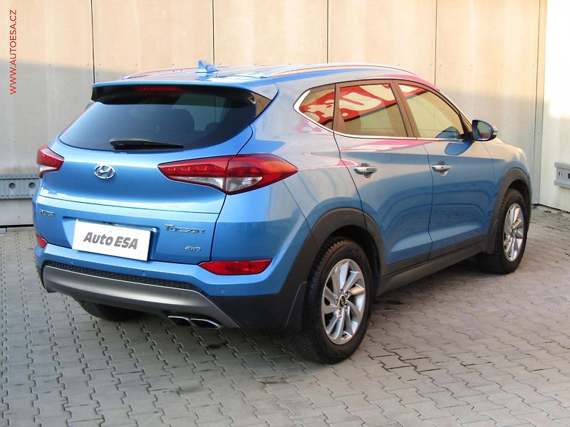 Hyundai Tucson (2015) 2.0 CRDi 4x4, ČR, Navi, xenon - fotka 4 z 21