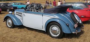 Vozy DKW F8 se v německém Zwickau vyráběly ve dvou časových etapách. Před II. světovou válkou a po jejím skončení. To už ale jako značka IFA.