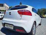 Kia Rio 1.4 i DOHC 16V 80kW - náhled 31