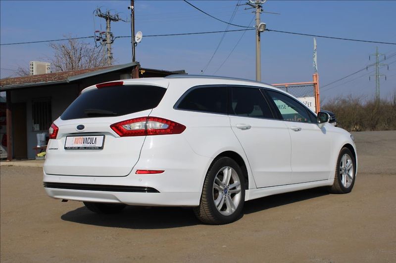 Ford Mondeo 2,0 TDCi  TITANIUM,AUTOMAT,ČR - fotka 5 z 33