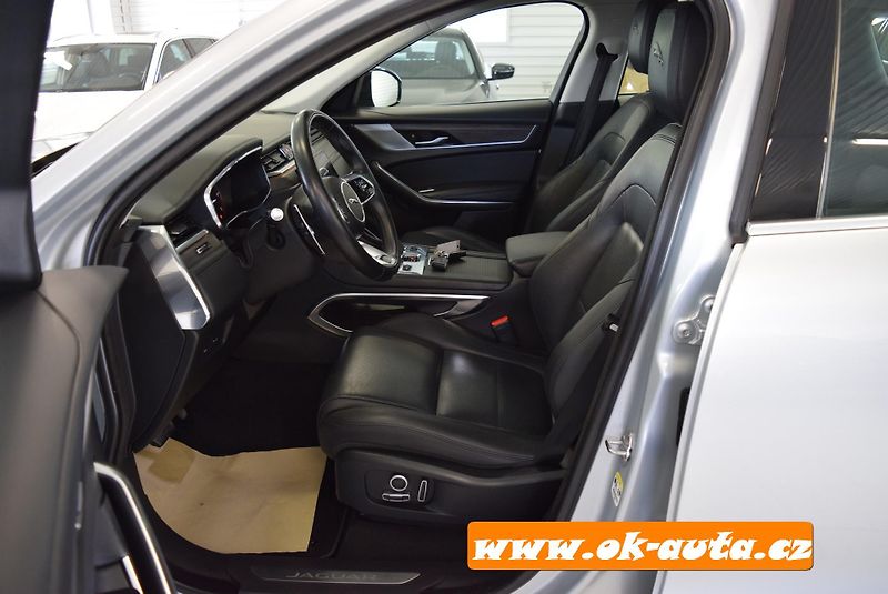 Jaguar F-Pace 2.0 D AWD S 83 000 KM 2021 - fotka 14 z 65