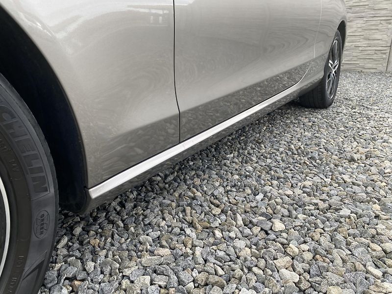 Mercedes-Benz Třídy C C 400 COUPE 4MATIC 51.000KM - fotka 27 z 149