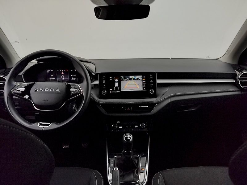 Škoda Fabia (2025) Top Selection 1,0 Tsi 81 Kw + - fotka 5 z 37