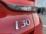Hyundai i30 COMFORT 1.5i 80kW MAN6 - náhled 25