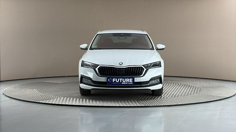 Škoda Octavia 2.0 TDI DSG Style Combi - fotka 3 z 24