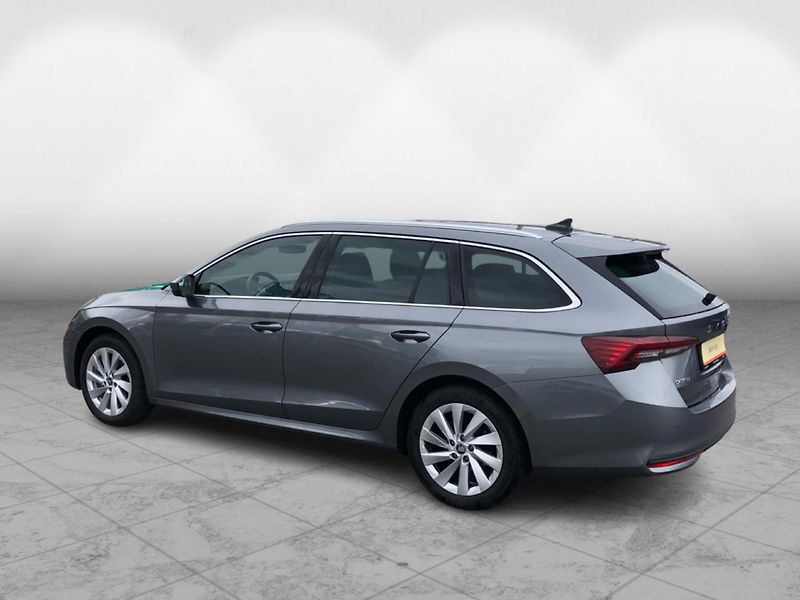Škoda Octavia 1.5 TSi TOP SELECTION - fotka 7 z 30