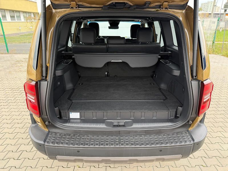 Toyota Land Cruiser 2.8 D-4D 6AT Executive MHEV AW - fotka 10 z 30