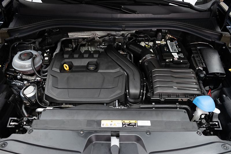 Škoda Kodiaq 1.5 TSI MANUÁL*ACC*7.MÍST*DPH* - fotka 31 z 37
