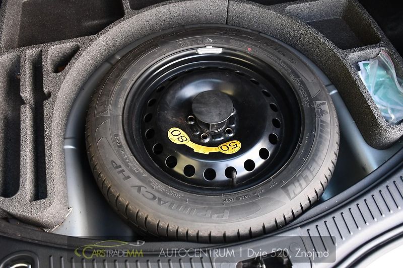Ford Mondeo 2.0TDCi NAVI PDC - fotka 39 z 44