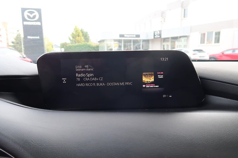 Mazda 3 HB 2,0 G150 AT, Bose,serv.,DPH - fotka 22 z 28