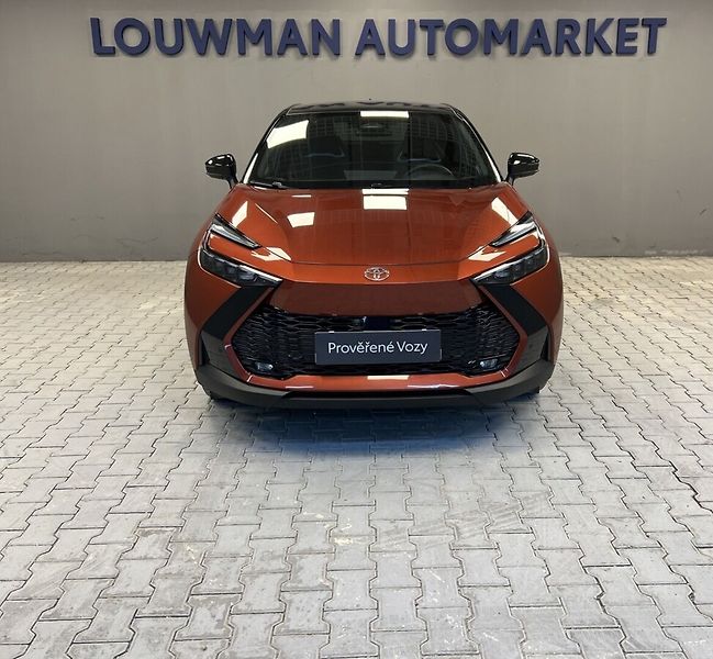 Toyota C-HR 2,0 PHEV TOKYO EDITION - fotka 4 z 19