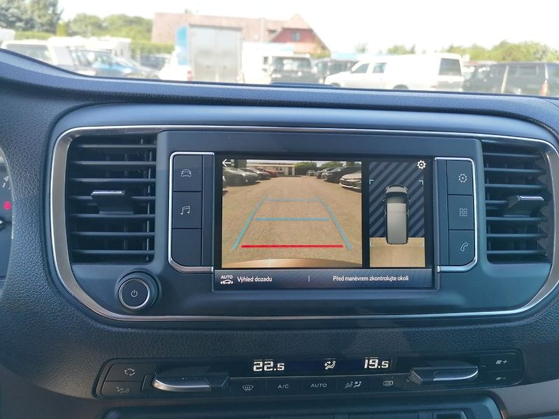 Toyota ProAce (2021) 2.0 D-4D 106kW ČR 1.majitel - fotka 14 z 31