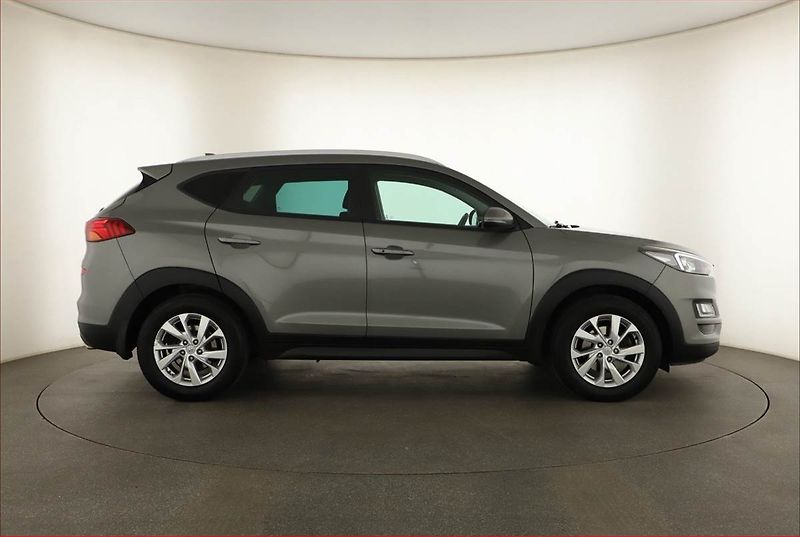 Hyundai Tucson (2020) 1.6 CRDi, 4X4, Serv.kniha - fotka 6 z 14