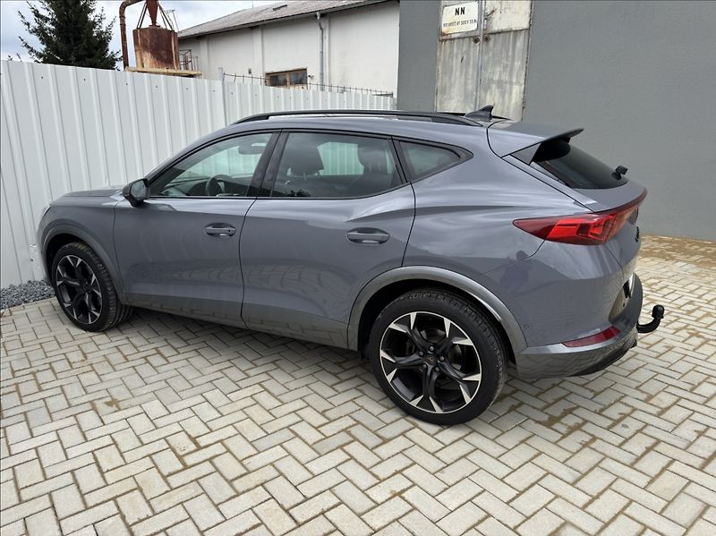 Cupra Formentor 2,0 TSI 140kW DSG 4Drive ČR - fotka 10 z 50