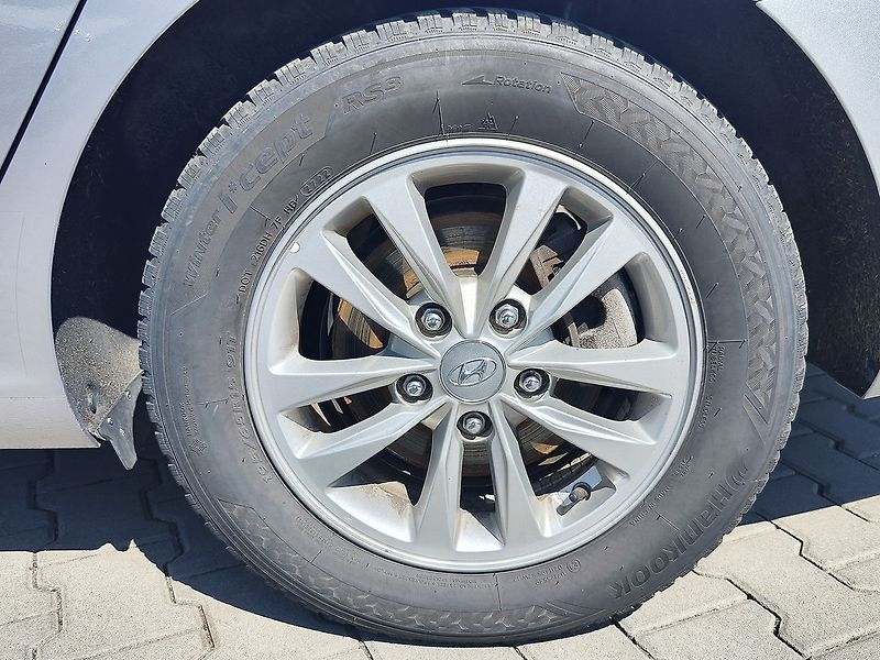 Hyundai i30 1.0 T-GDI/88kW Comfort - fotka 26 z 26