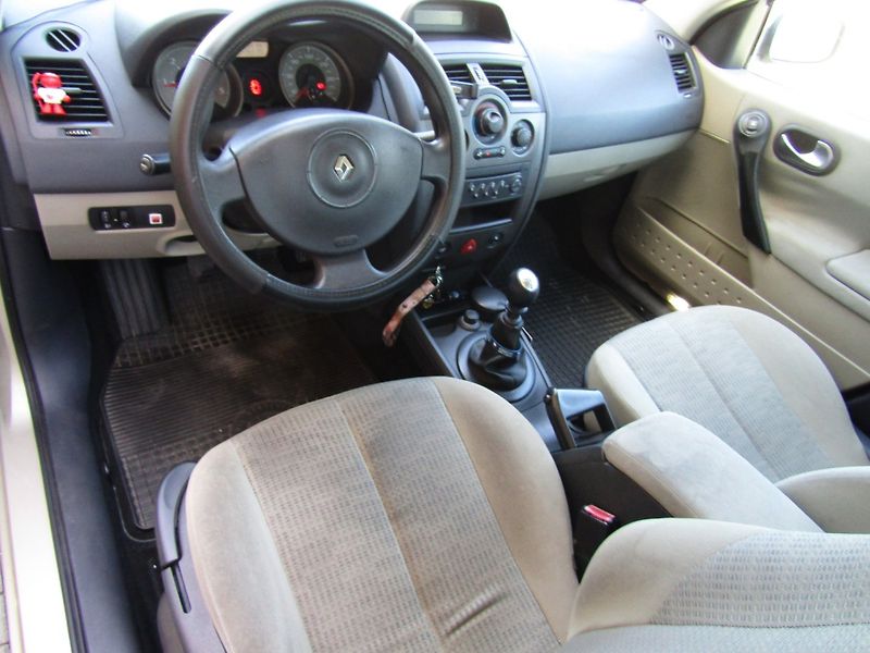 Renault Mégane (2006) 1.5 DCi 78kW CZ PŮVOD - fotka 13 z 37