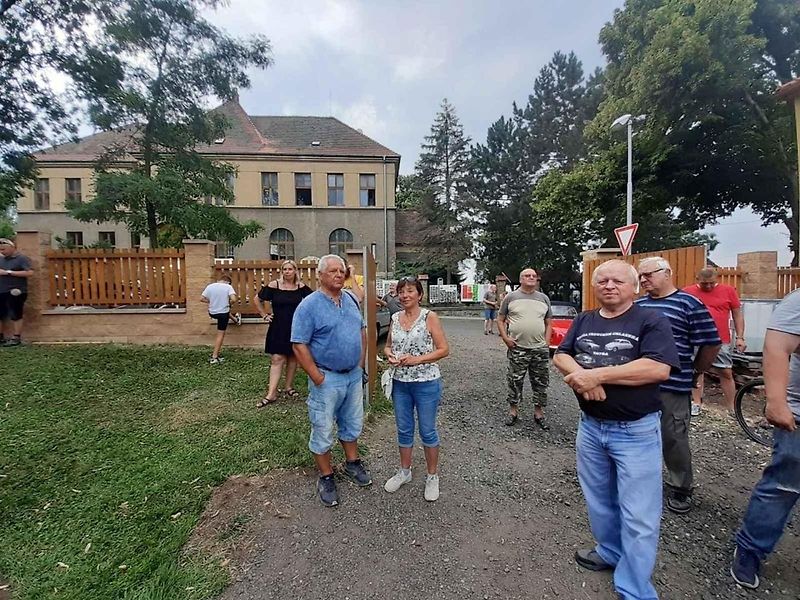 Do Hříškova dorazil na jubilejní veteránský sraz rekordní počet vozidel.