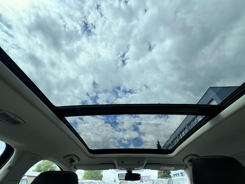 Škoda Superb 1.6TDi NAVI TEMPOMAT odp.DPH - fotka 18 z 43