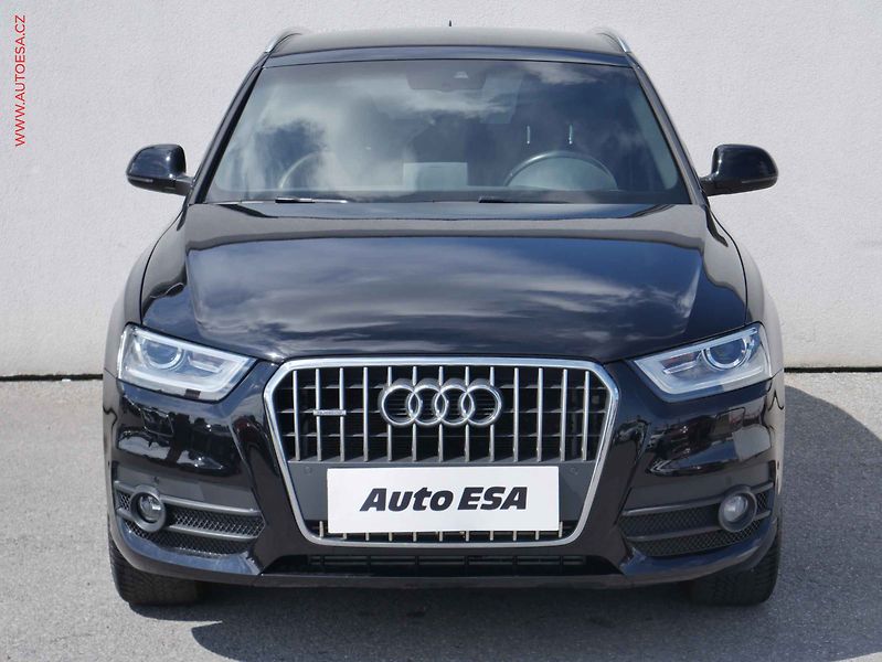 Audi Q3 (2011) 2.0 TDi quattro, AT, bixen - fotka 2 z 21