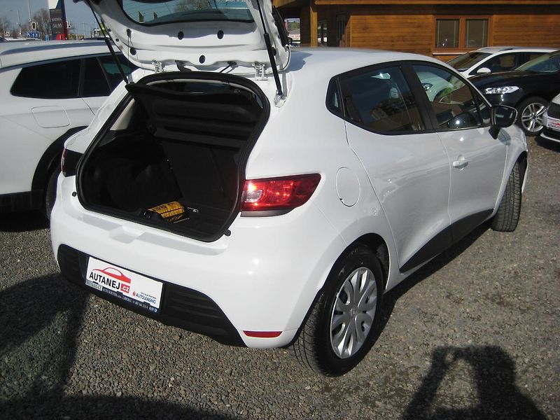 Renault Clio 0.9TCe 66 kW!!! 1.maj-DPH-ČR ! - fotka 6 z 32