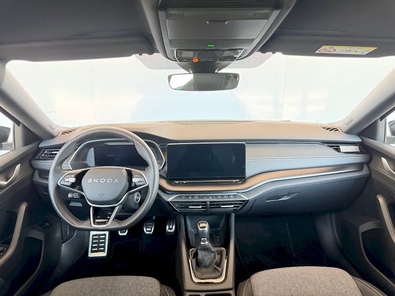 Škoda Octavia (2025) Sportline 1.5 TSI / 110 kW M6 - fotka 5 z 29