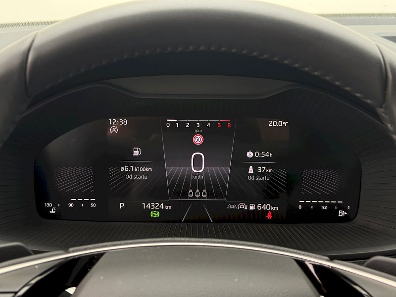 Škoda Karoq (2025) 1.5 TSI 110 kW DSG - fotka 11 z 23