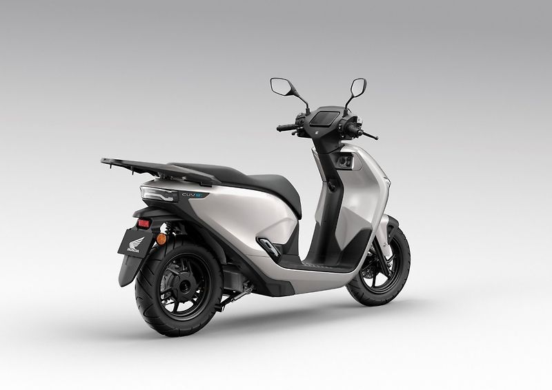 Honda Ostatní (2026) CUV e: - fotka 4 z 8
