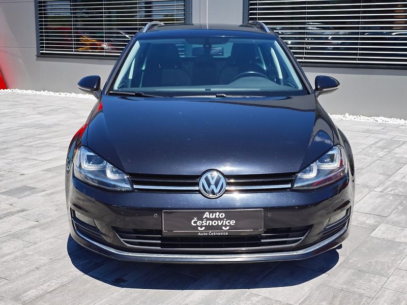 Volkswagen Golf (2014) 2,0 TDI 110 KW Highline - fotka 2 z 35