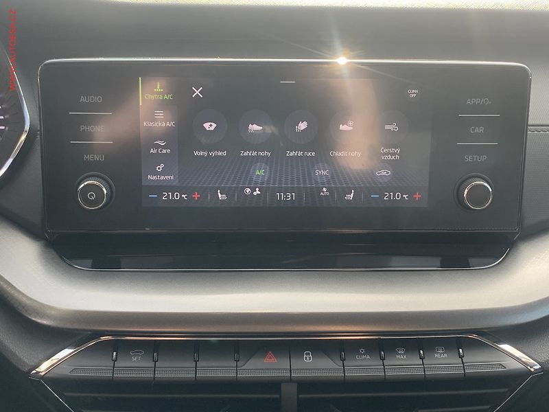 Škoda Octavia (2020) 2.0 TDi, LED, navi - fotka 18 z 21