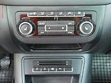 Volkswagen Tiguan (2014) 2.0 TDi 4x4, 1.maj, Navi - náhled 17